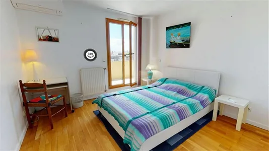 Apartments in Lyon - photo 3
