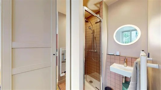 Rooms in Paris 18ème arrondissement - Montmartre - photo 6