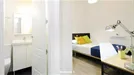 Room for rent, Madrid Centro, Madrid, &lt;span class=&quot;blurred street&quot; onclick=&quot;ProcessAdRequest(7919589)&quot;&gt;&lt;span class=&quot;hint&quot;&gt;See streetname&lt;/span&gt;[xxxxxxxxxxxxx]&lt;/span&gt;