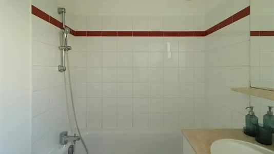 Rooms in Saint-Denis - photo 8