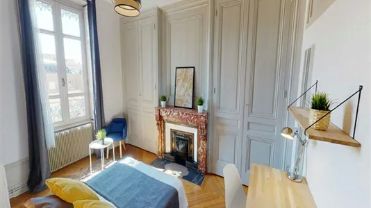 Rooms in Lyon - photo 3