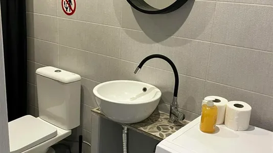 Rooms in Neapoli-Sykies - photo 8