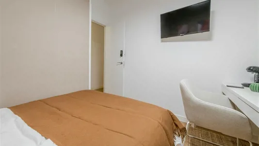 Rooms in Madrid Moncloa-Aravaca - photo 3