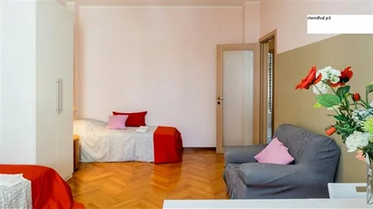 Rooms in Milano Zona 6 - Barona, Lorenteggio - photo 2