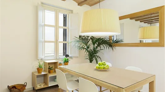 Apartments in Barcelona Ciutat Vella - photo 8