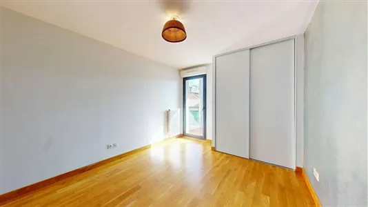 Apartments in Lyon - photo 2
