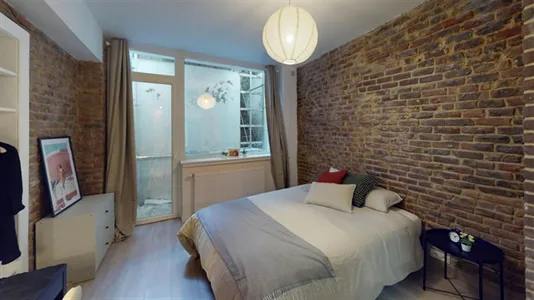 Rooms in Brussels Sint-Joost-ten-Node - photo 1