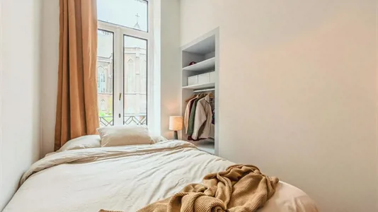 Rooms in Brussels Sint-Joost-ten-Node - photo 2