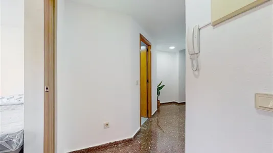 Rooms in la Punta - photo 9