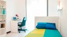 Room for rent, Turin, Piemonte, &lt;span class=&quot;blurred street&quot; onclick=&quot;ProcessAdRequest(9412381)&quot;&gt;&lt;span class=&quot;hint&quot;&gt;See streetname&lt;/span&gt;[xxxxxxxxxxxxx]&lt;/span&gt;