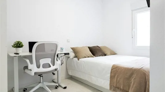 Rooms in Getafe - photo 3