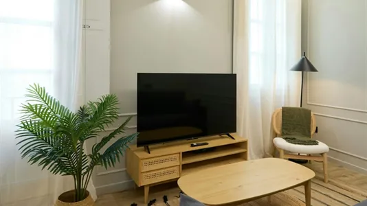 Apartments in Barcelona Ciutat Vella - photo 9