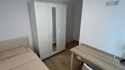 Room for rent in Zaragoza, Aragón