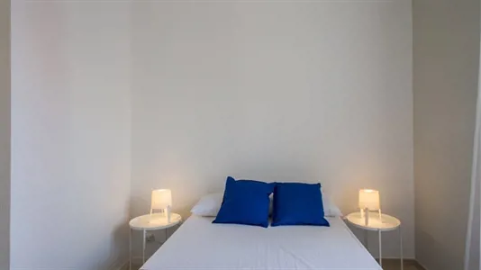 Rooms in Barcelona Eixample - photo 3