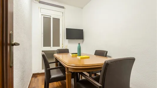 Rooms in Barcelona Les Corts - photo 4
