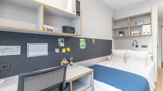 Rooms in Enramadilla - photo 3