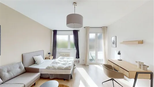 Apartments in Berlin Tempelhof-Schöneberg - photo 2