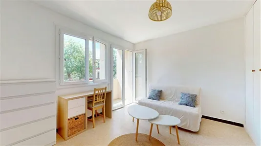 Apartments in Montpellier - photo 2