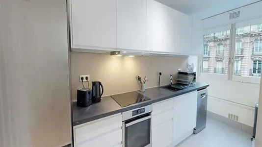 Rooms in Paris 15ème arrondissement - photo 10