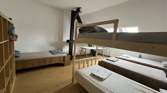 Rooms in Besnica - photo 5