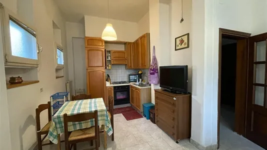 Rooms in Florence - photo 2