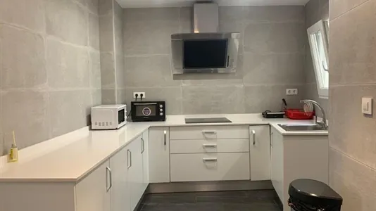 Rooms in Castellón de la Plana/Castelló de la Plana - photo 5