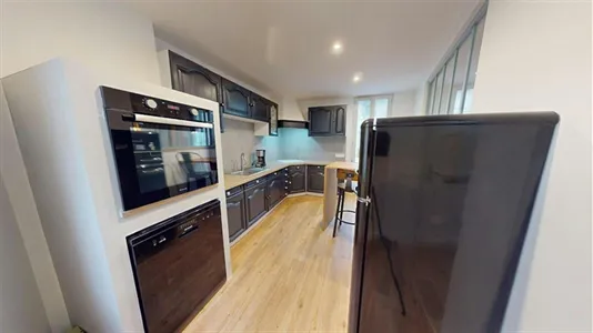 Houses in Angoulême - photo 9