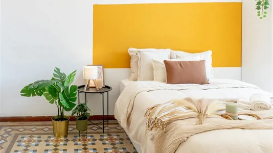 Rooms in Barcelona Eixample - photo 3