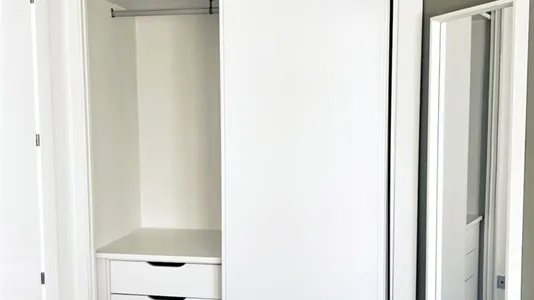 Rooms in Madrid Chamartín - photo 5