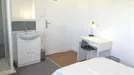 Room for rent, Caen, Normandie, &lt;span class=&quot;blurred street&quot; onclick=&quot;ProcessAdRequest(13016261)&quot;&gt;&lt;span class=&quot;hint&quot;&gt;See streetname&lt;/span&gt;[xxxxxxxxxxxxx]&lt;/span&gt;