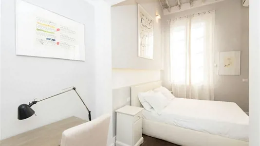 Apartments in Florence - photo 2