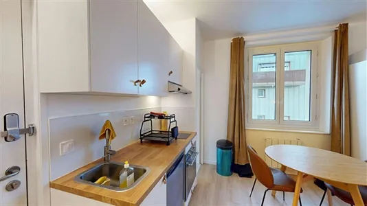 Rooms in Saint-Julien-en-Genevois - photo 2