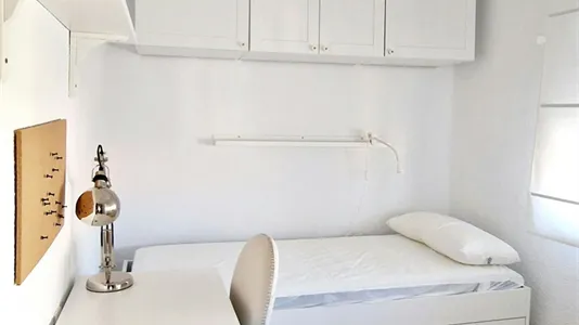 Rooms in Salamanca - photo 9