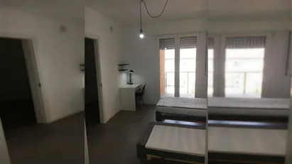 Room for rent in Milano Zona 9 - Porta Garibaldi, Niguarda, Milan