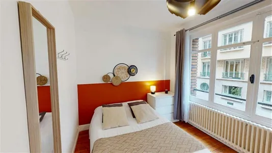 Rooms in Paris 7ème arrondissement - photo 2