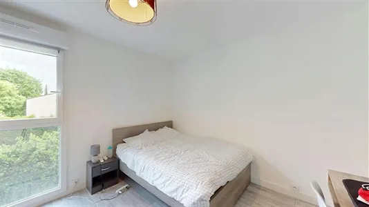 Rooms in Poitiers - photo 3