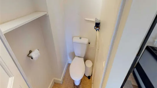 Rooms in Lyon - photo 9