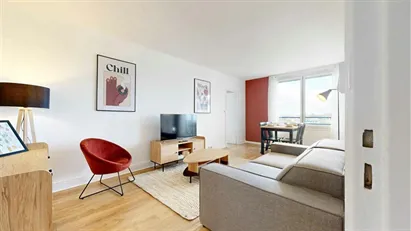 Room for rent in Palaiseau, Île-de-France