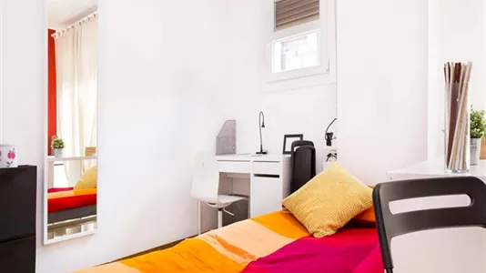 Rooms in Milano Zona 8 - Fiera, Gallaratese, Quarto Oggiaro - photo 7
