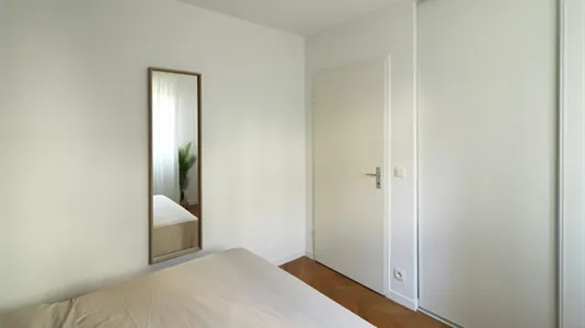 Rooms in Saint-Denis - photo 4