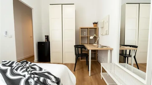 Rooms in Madrid Salamanca - photo 6