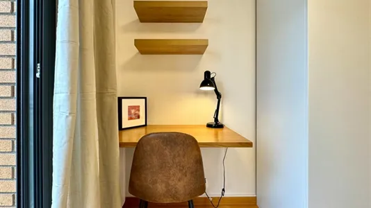 Rooms in Barcelona Sants-Montjuïc - photo 4