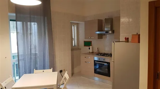 Rooms in Napoli Municipalità 4 - photo 8