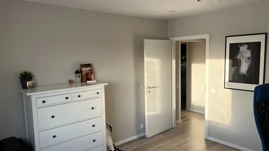 Rooms in Reykjavík Hlíðar - photo 4