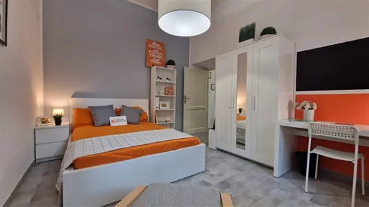 Rooms in Roma Municipio VIII – Appia Antica - photo 4