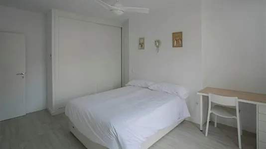 Rooms in Madrid Centro - photo 9