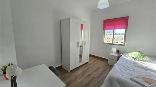 Rooms in Bami - photo 2