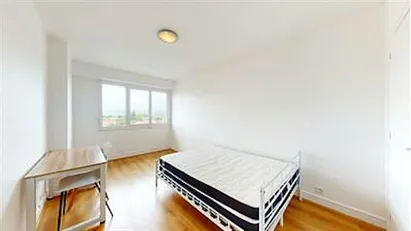 Room for rent in Pau, Nouvelle-Aquitaine