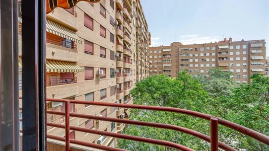 Rooms in el Camí de Vera - photo 8