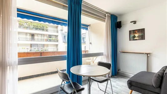 Apartments in Paris 16ème arrondissement (South) - photo 9